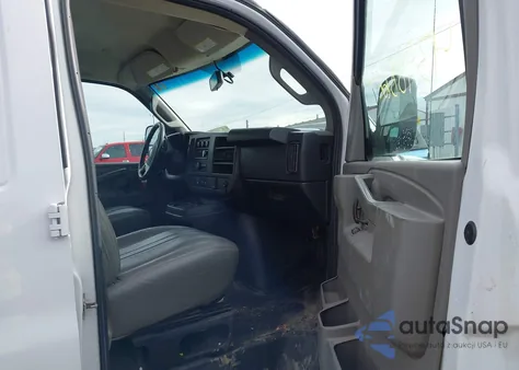 2017 Chevrolet Express 2500 Work Van from USA, damaged, VIN 1GCWGBFF7H1255182